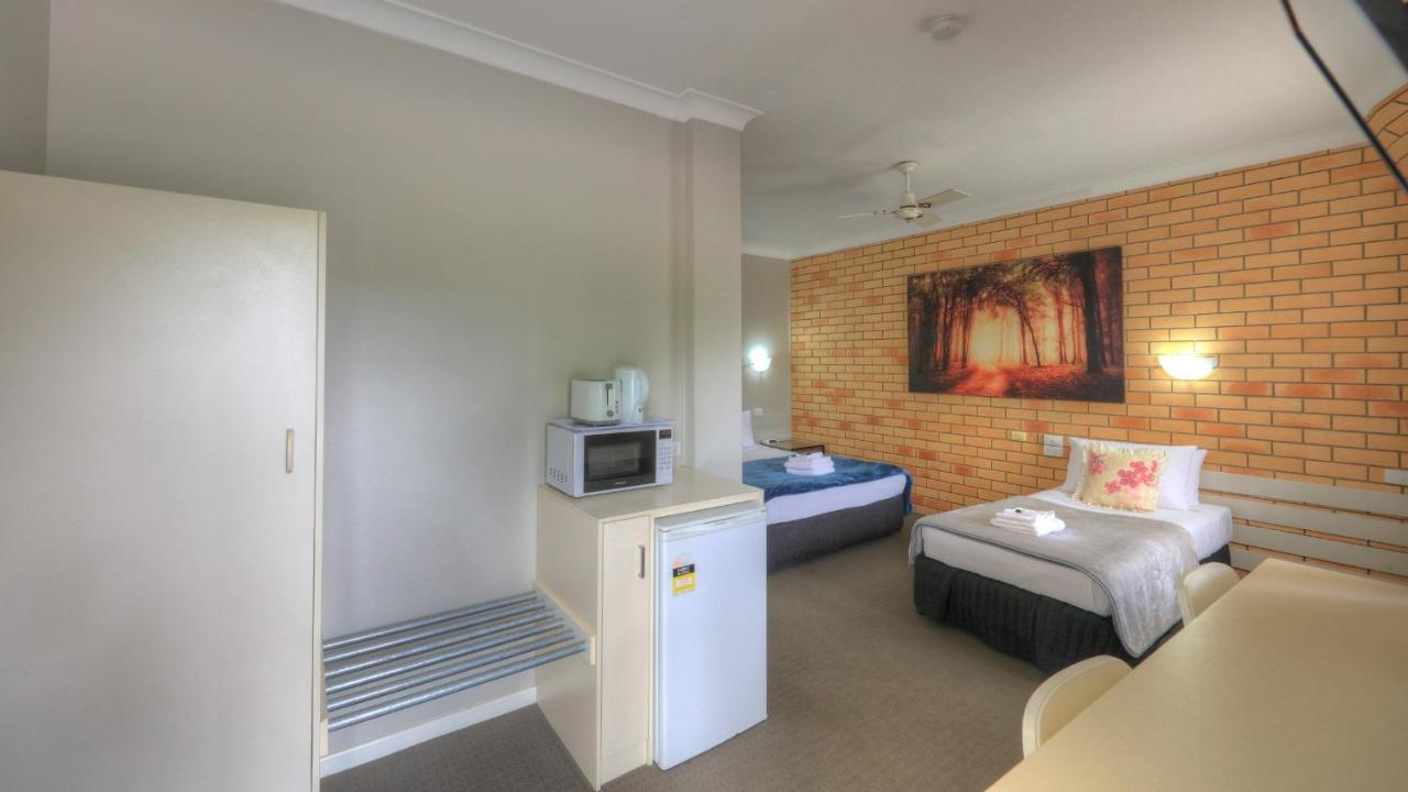 Hilldrop Motor Inn Графтон Экстерьер фото